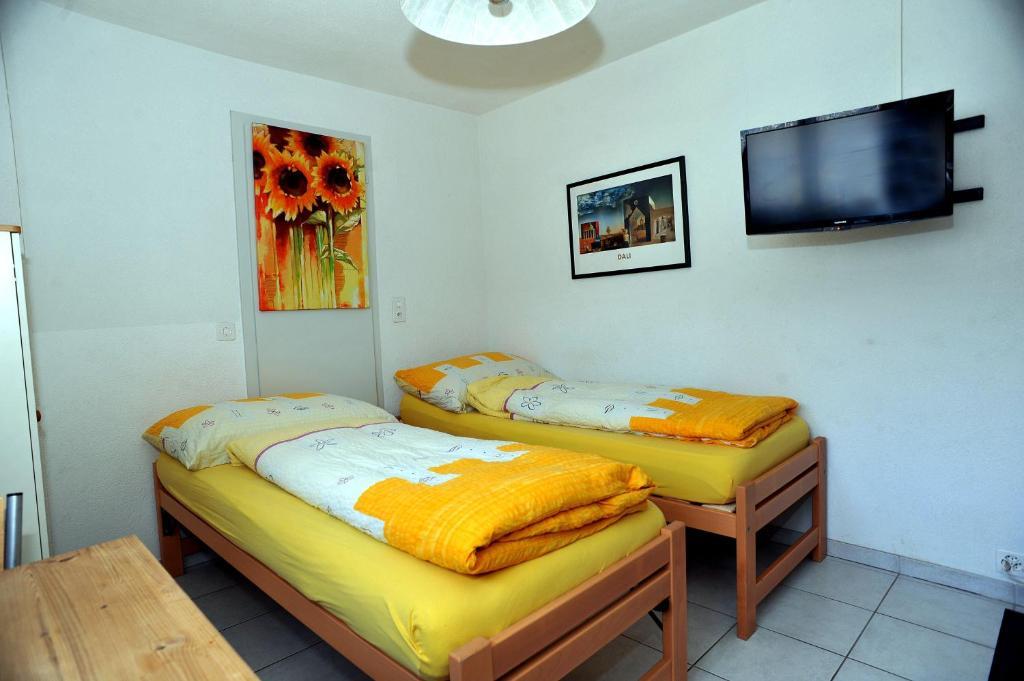 Birsfelden Niros Bed & Breakfast חדר תמונה