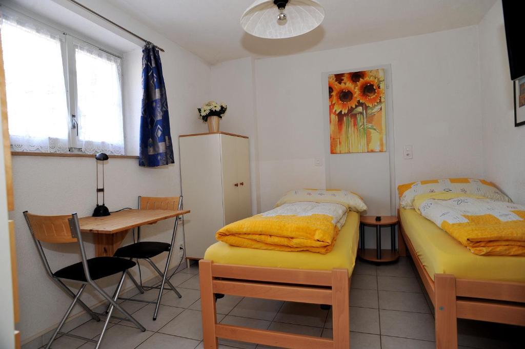 Birsfelden Niros Bed & Breakfast מראה חיצוני תמונה